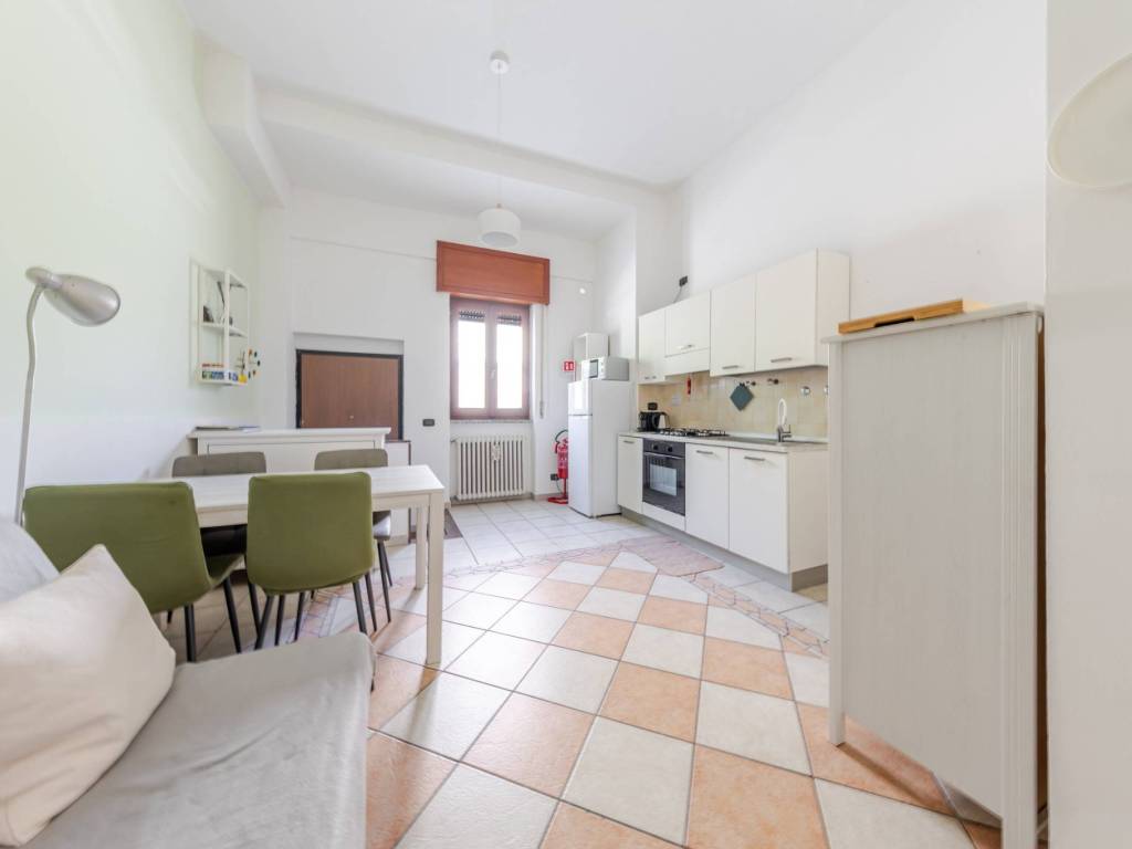 appartamento in vendita a Milano in zona Vigentino