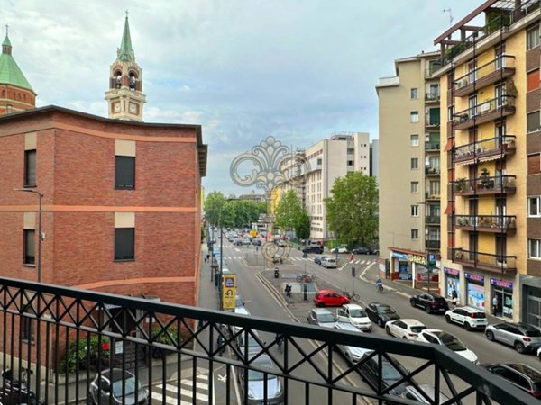 appartamento in vendita a Milano in zona Isola