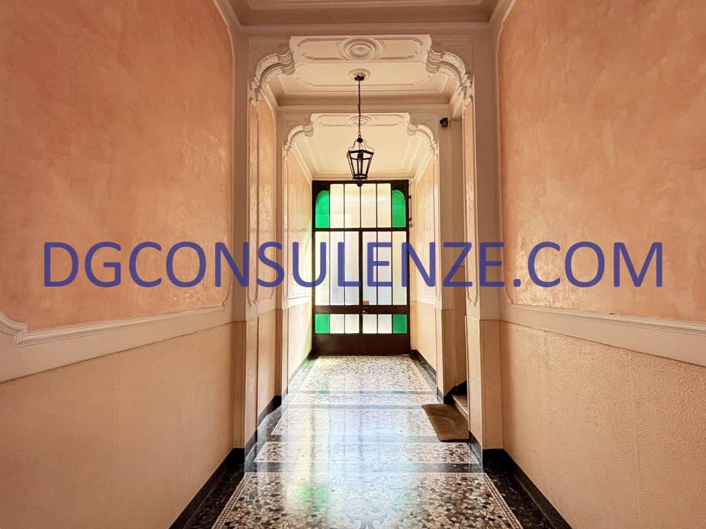 appartamento in vendita a Milano in zona Porta Vittoria