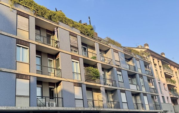 appartamento in vendita a Milano in zona Piazzale Lodi