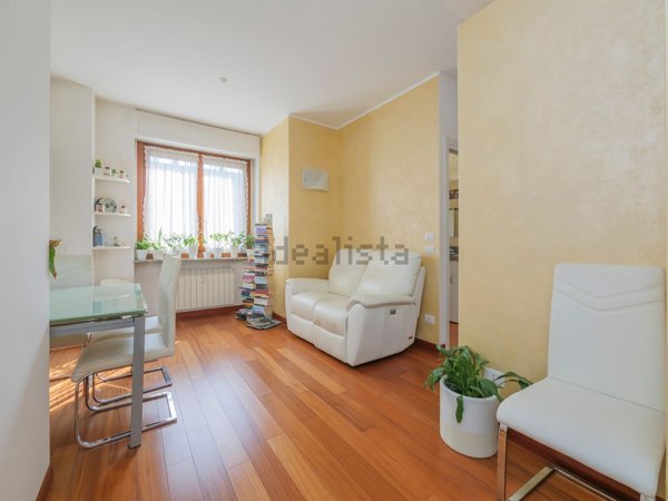 appartamento in vendita a Milano in zona Baggio