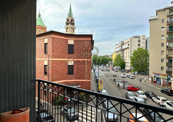 appartamento in vendita a Milano in zona Sempione
