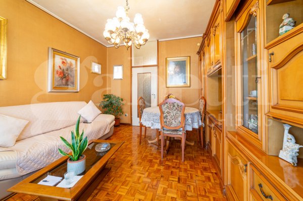 appartamento in vendita a Milano in zona Chiesa Rossa