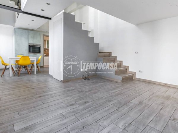 appartamento in vendita a Milano in zona Bovisa