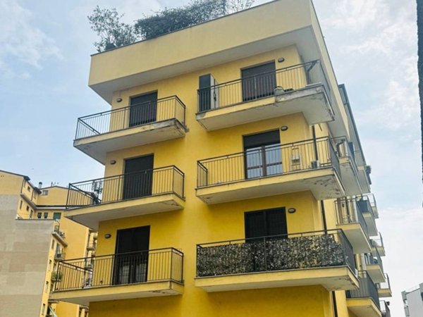 appartamento in vendita a Milano in zona Barona