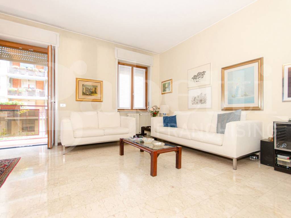 appartamento in vendita a Milano in zona Maggiolina