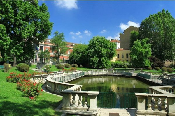 appartamento in vendita a Milano in zona Guastalla