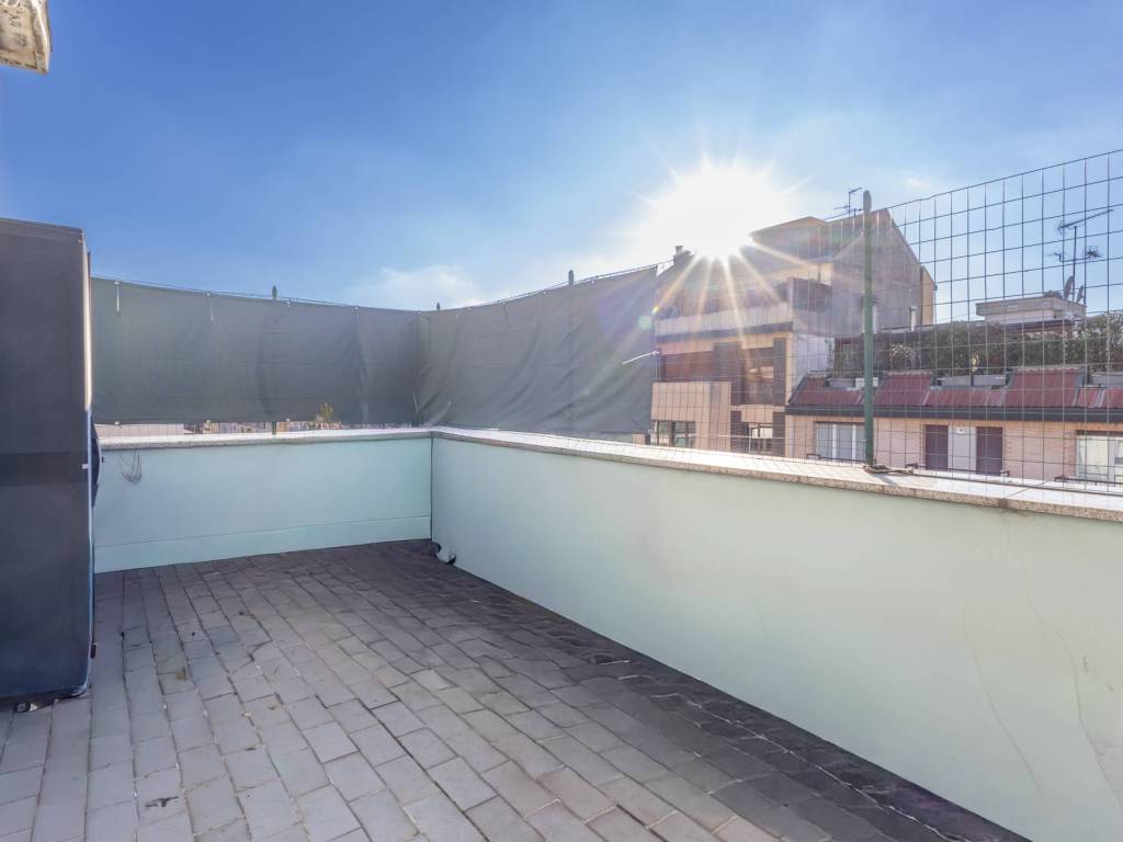 appartamento in vendita a Milano in zona Città Studi