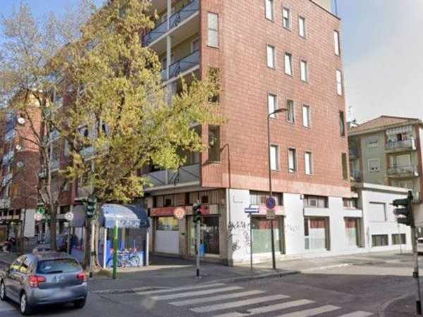 appartamento in vendita a Milano in zona Gorla