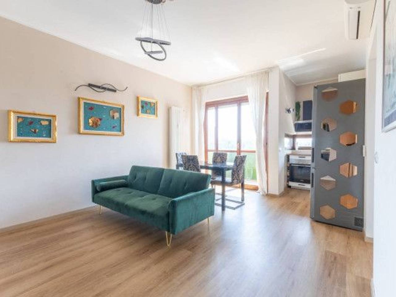 appartamento in vendita a Milano in zona Gallaratese
