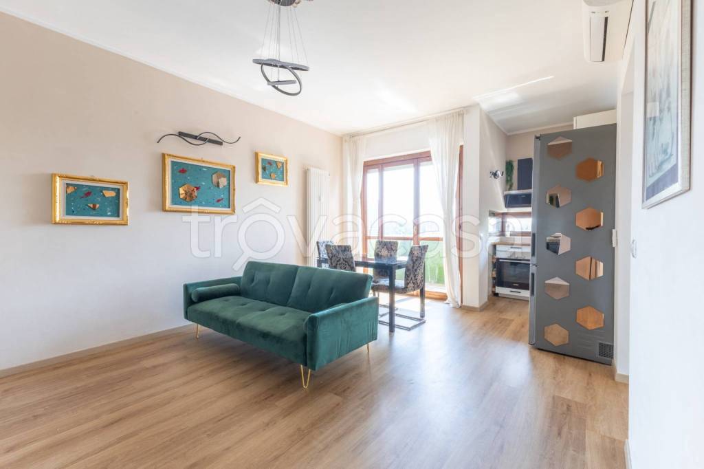 appartamento in vendita a Milano in zona Gallaratese
