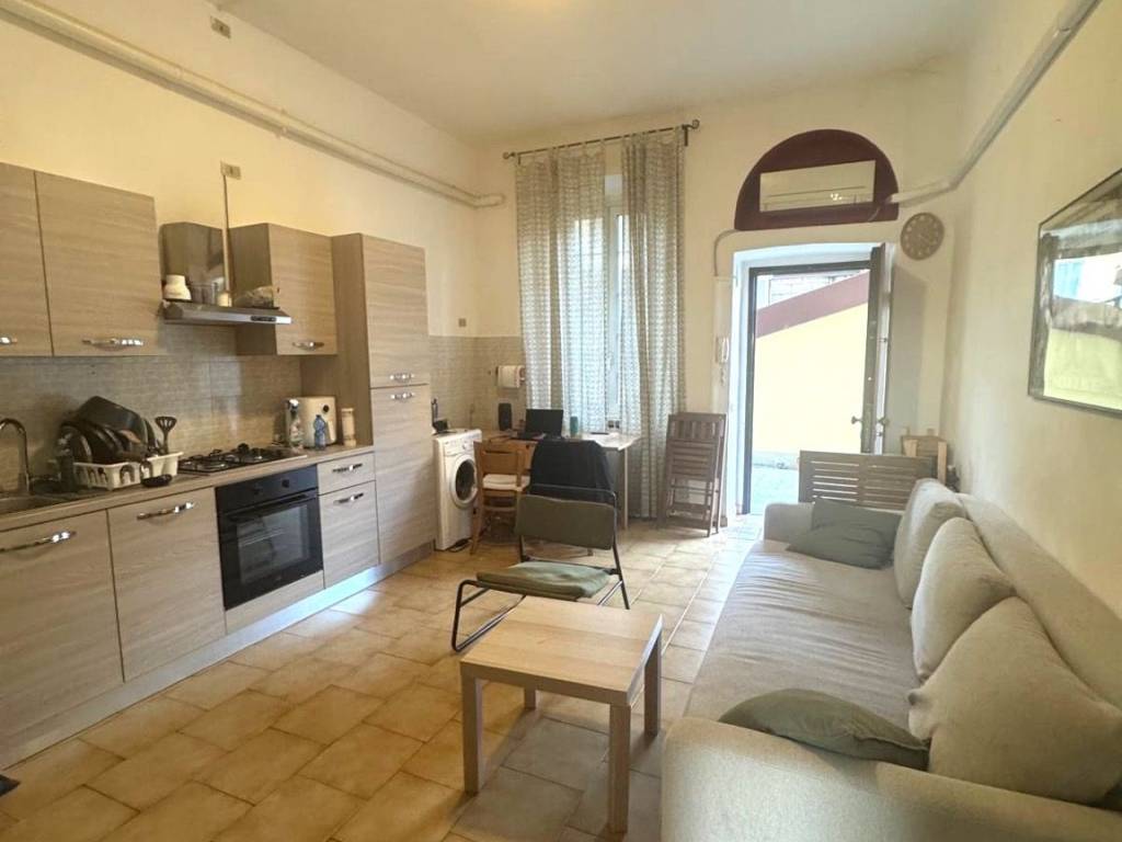 appartamento in vendita a Milano in zona Piazzale Lodi