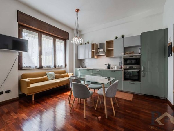 appartamento in vendita a Milano in zona Piazzale Lodi