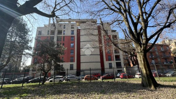 appartamento in vendita a Milano in zona Piazzale Lodi