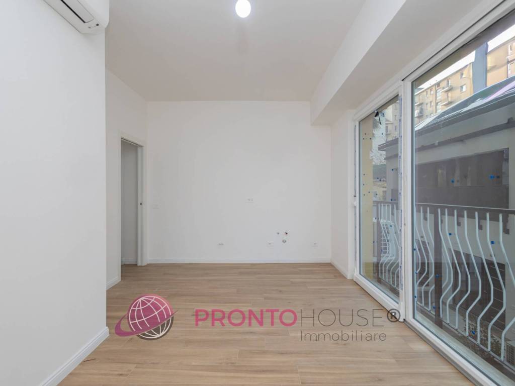 appartamento in vendita a Milano in zona Adriano