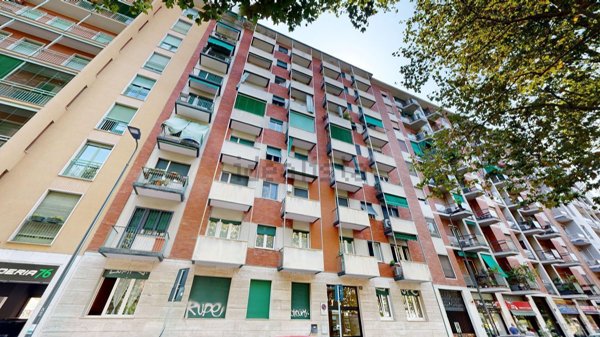 appartamento in vendita a Milano in zona Bande Nere