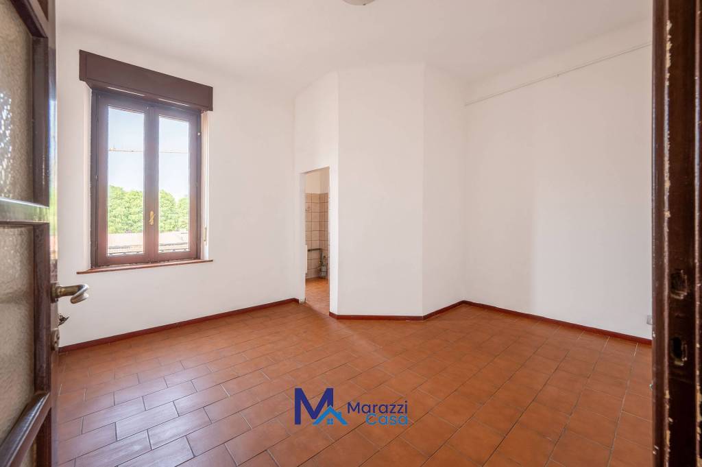 appartamento in vendita a Milano in zona Segnano