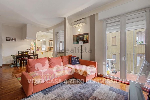 appartamento in vendita a Milano in zona Barona