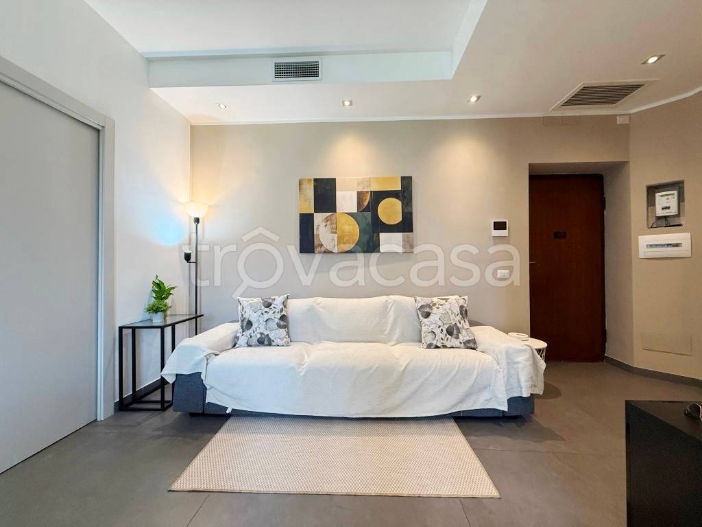 appartamento in vendita a Milano in zona Corvetto