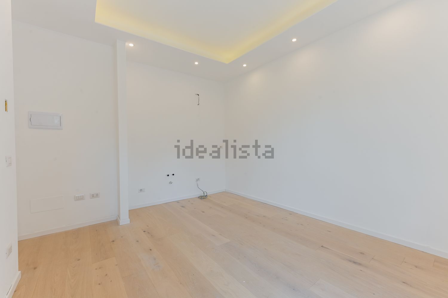 appartamento in vendita a Milano in zona Cascina dei Pomi