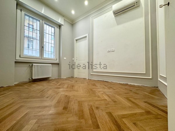 appartamento in vendita a Milano in zona Centro Direzionale