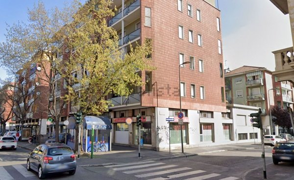 appartamento in vendita a Milano in zona Gorla