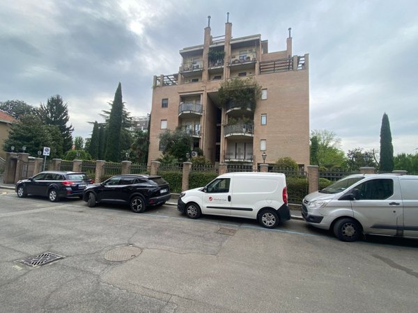 appartamento in vendita a Milano in zona Affori