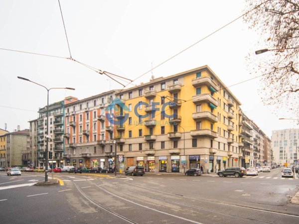 appartamento in vendita a Milano in zona Piazzale Lodi