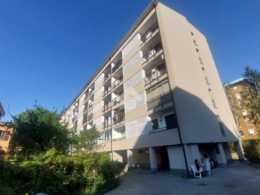 appartamento in vendita a Milano in zona San Siro