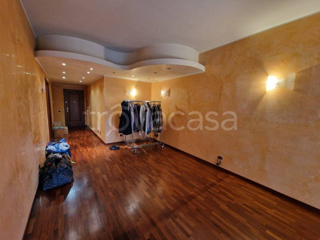 appartamento in vendita a Milano in zona Vigentino