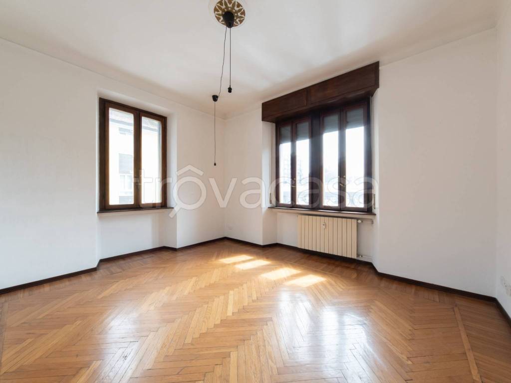appartamento in vendita a Milano in zona Corvetto
