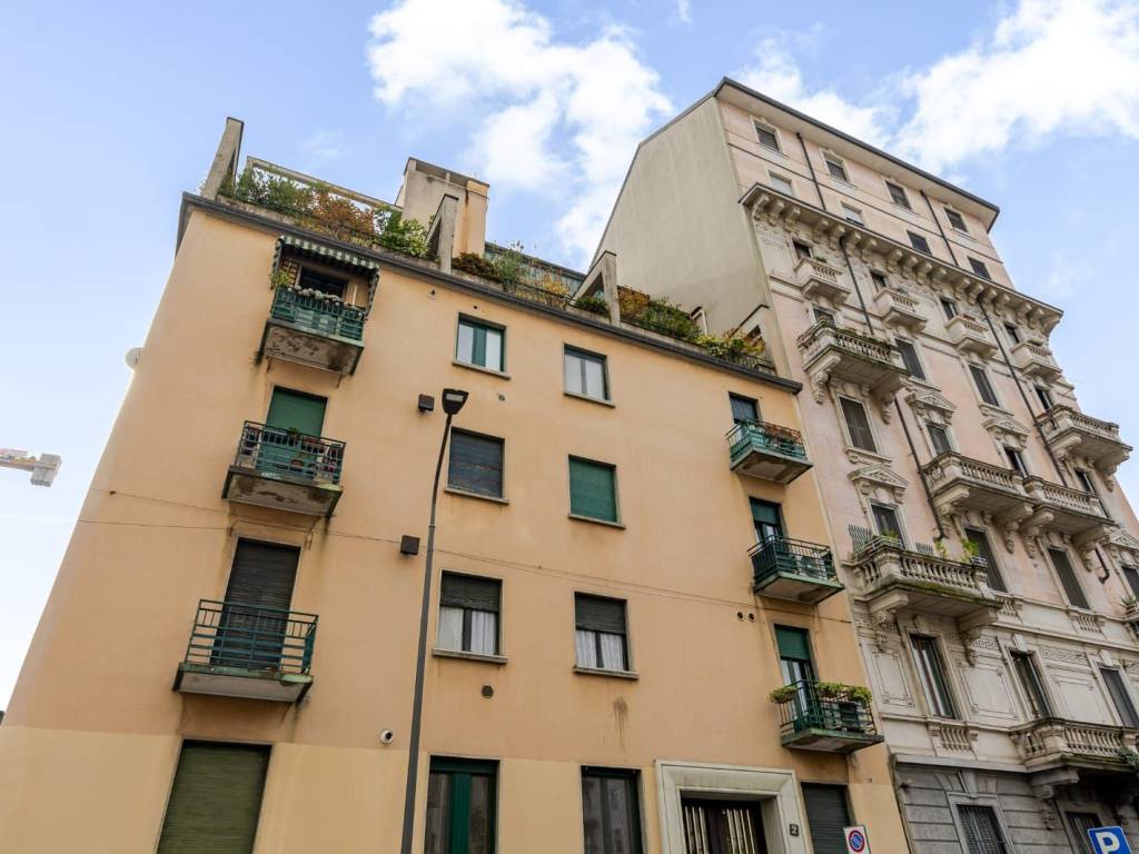 appartamento in vendita a Milano in zona Solari