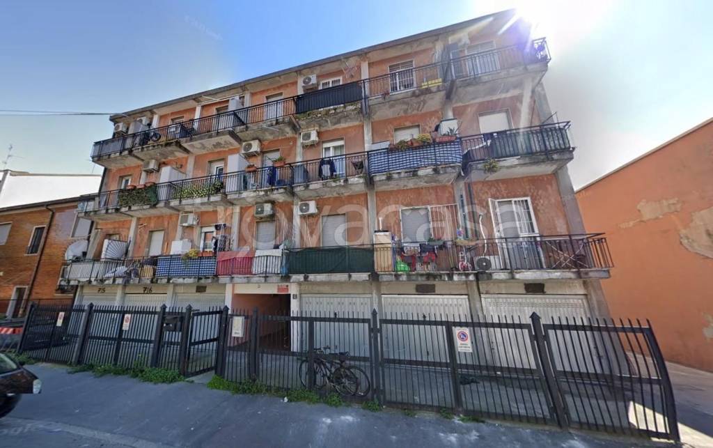 appartamento in vendita a Milano in zona Precotto