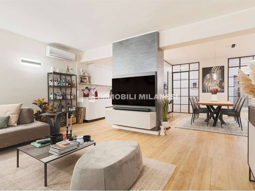 appartamento in vendita a Milano in zona Barona