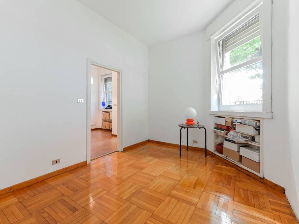 appartamento in vendita a Milano in zona Centro Direzionale