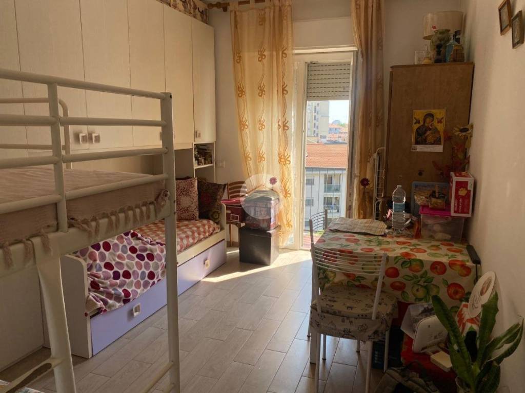 appartamento in vendita a Milano in zona Corvetto