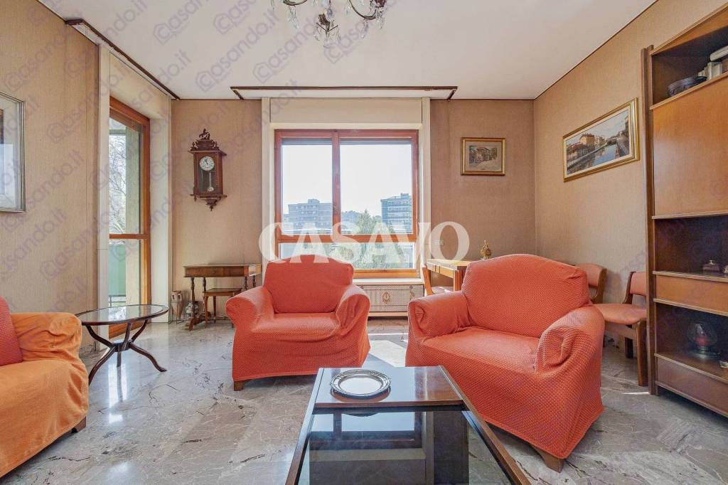 appartamento in vendita a Milano in zona Vigentino