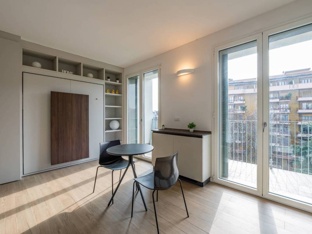 appartamento in vendita a Milano in zona Vigentino