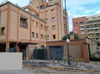 appartamento in vendita a Milano in zona Gorla
