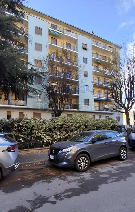 appartamento in vendita a Milano in zona Vigentino