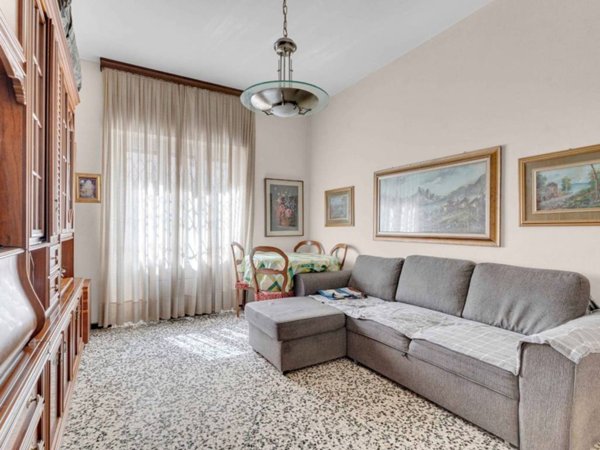 appartamento in vendita a Milano in zona Barona