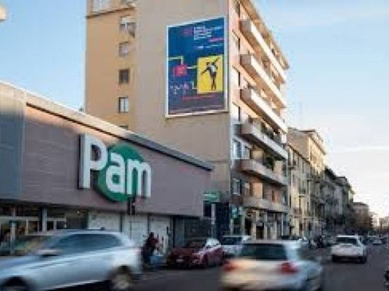appartamento in vendita a Milano in zona Sant'Ambrogio