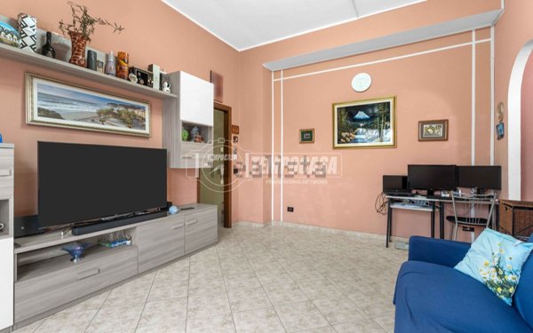 appartamento in vendita a Milano in zona Ronchetto sul Naviglio