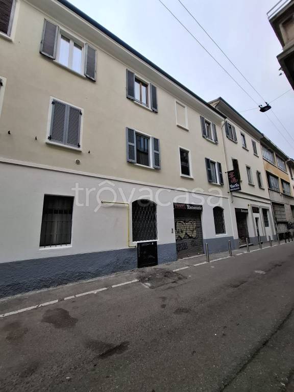 negozio in vendita a Milano