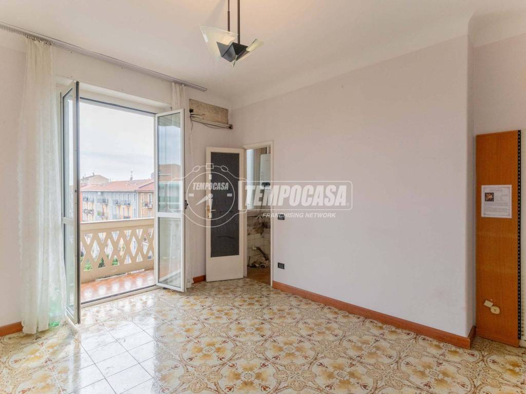 appartamento in vendita a Milano in zona Segnano
