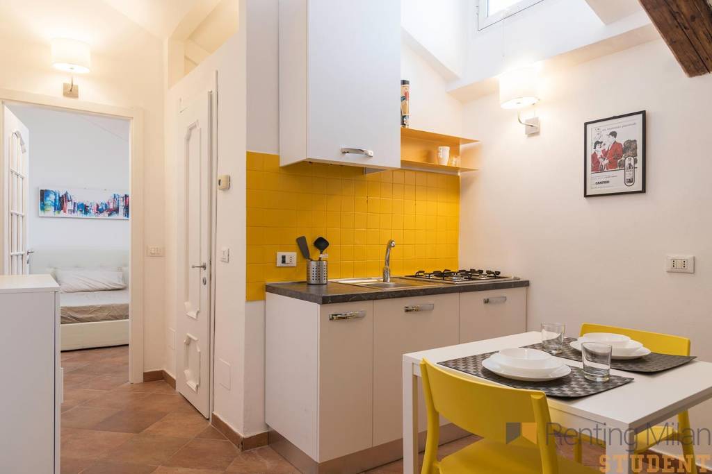 appartamento in vendita a Milano in zona Famagosta