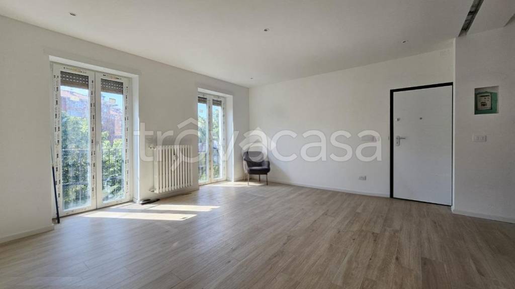 appartamento in vendita a Milano in zona Feltre