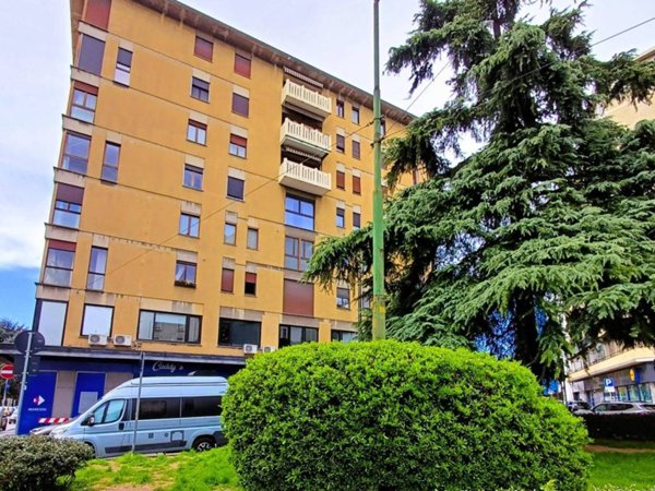 appartamento in vendita a Milano in zona Il Portello