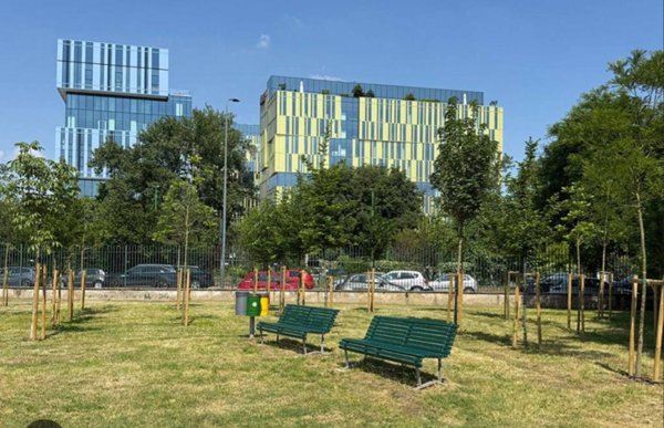 appartamento in vendita a Milano in zona Barona