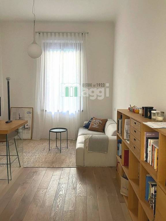 appartamento in vendita a Milano in zona Centro Direzionale